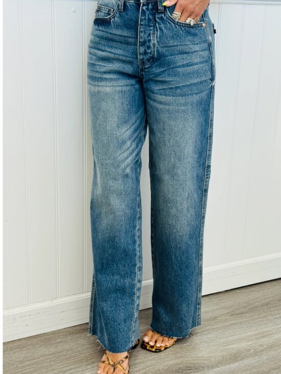 Judy Blue Denim - NWT Judy Blue Baggy Brooklyn Rigid Magic Jeans 7/28